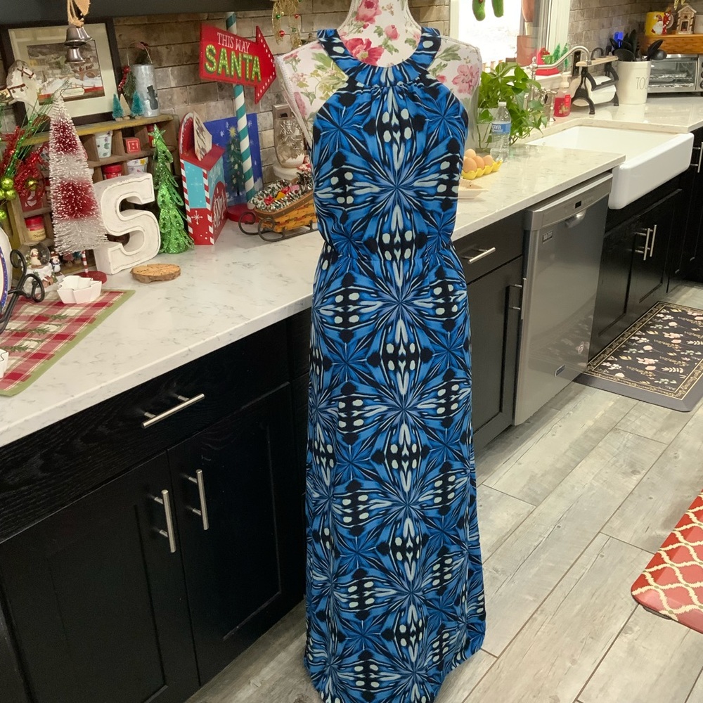 Outback Red women's Small Maxi Dress Blue Boho Mod Print Sleeveless Keyhole Back